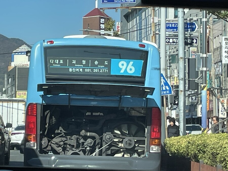 예전에 버스타고 가다가 놀란 거_1.jpg