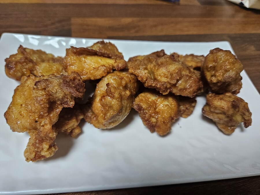 니들 이런거 먹으라면 먹어?_1.jpg