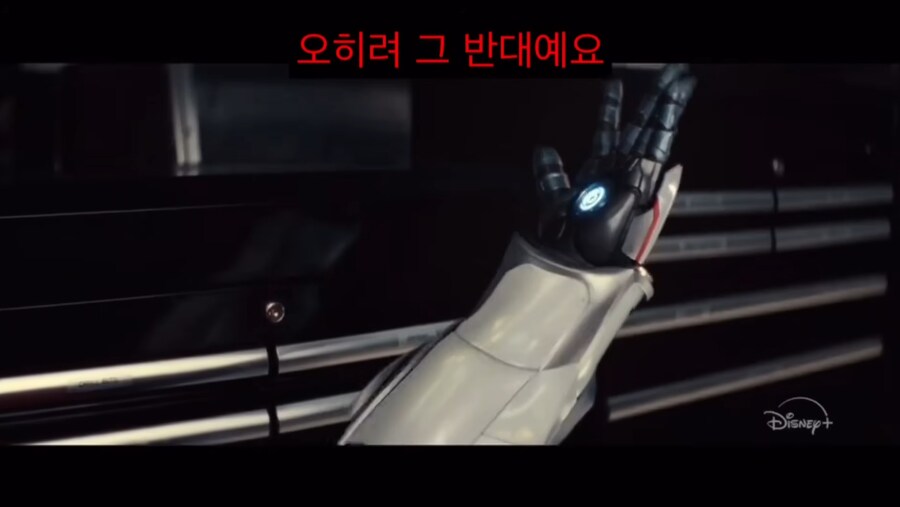 감독피셜 아이언하트는 아이언맨의 후계자가 아니다_4.png
