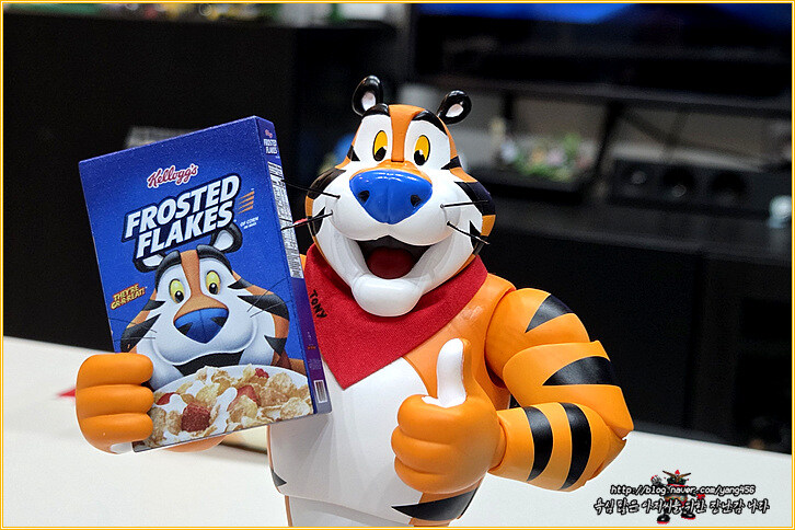 [자다토이즈] 호랑이 기운 솟아나는, 켈로그 토니 더 타이거_5.jpg