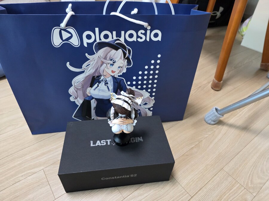 콘스탄챠 흉상이 왔습니다!_1.jpg