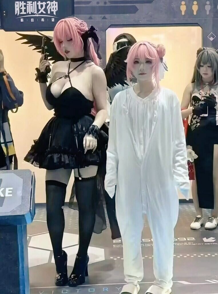 도로롱 코스프레 처자들 모음.jpg_5.jpg