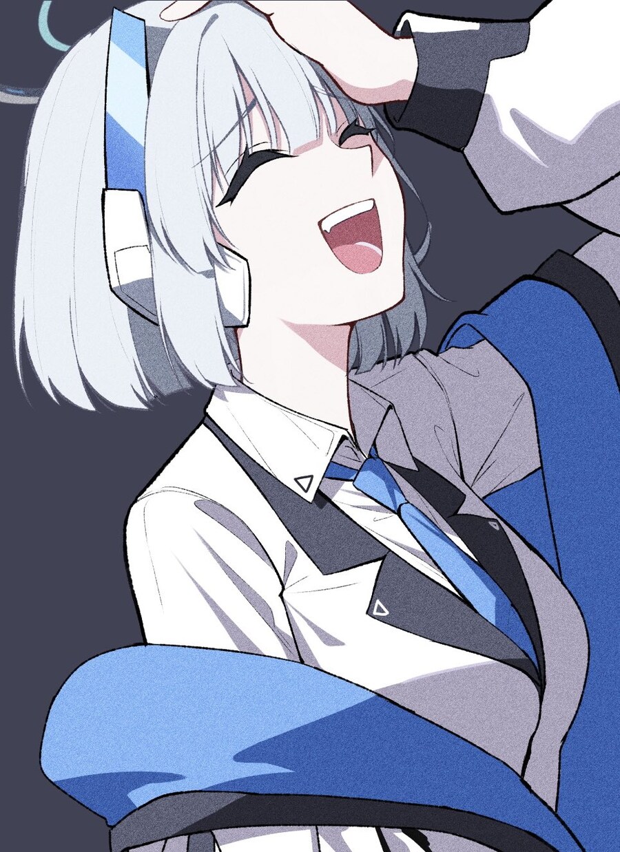 (블루아카)활짝 웃은 노아_1.jpg