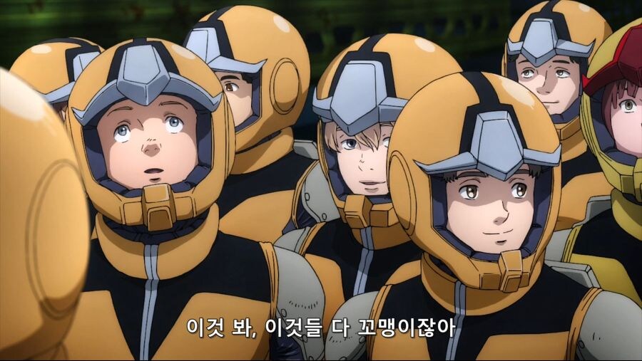 건담)불리한 상황인 주인공네에게 MS를 24대나 보급해준 연방.JPG_7.jpg