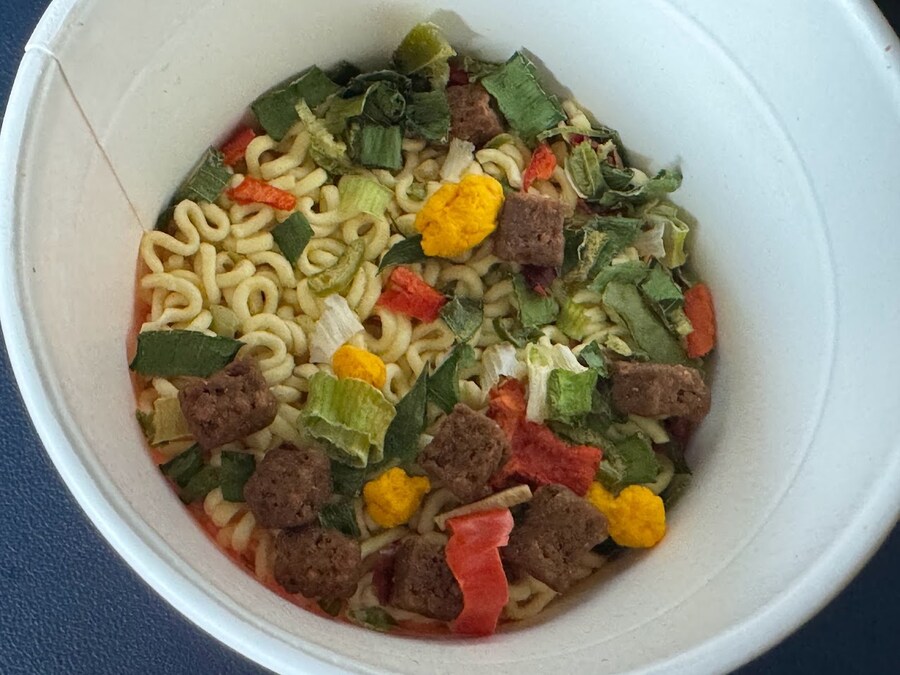 오뚜기 WOW! 고기열라면/새우진짬뽕_6.jpg