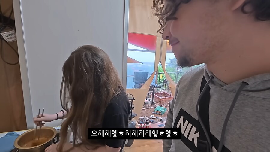 매운거에 자신있다는 프랑스처남에게 "불닭" 먹이기_30.png