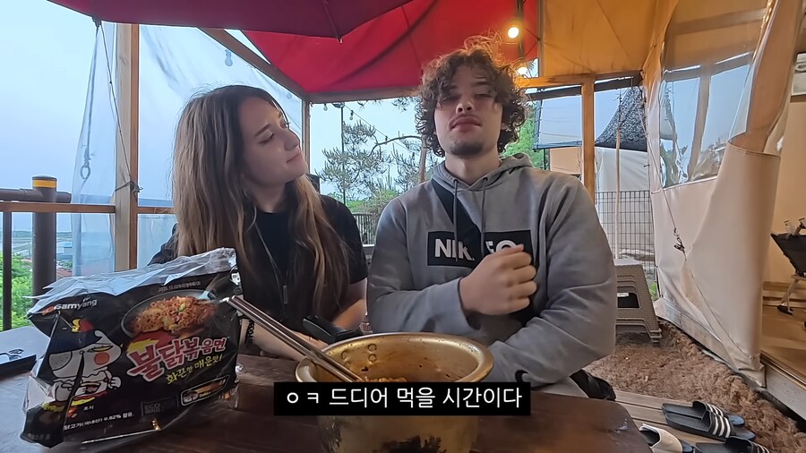 매운거에 자신있다는 프랑스처남에게 "불닭" 먹이기_32.png