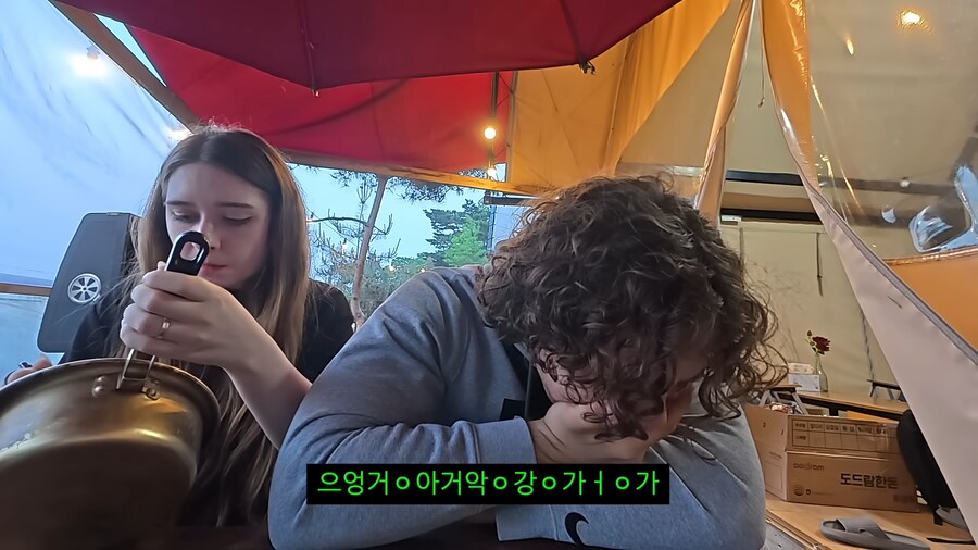 매운거에 자신있다는 프랑스처남에게 "불닭" 먹이기_44.png