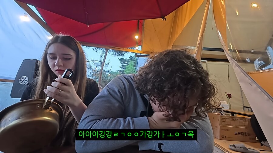 매운거에 자신있다는 프랑스처남에게 "불닭" 먹이기_45.png