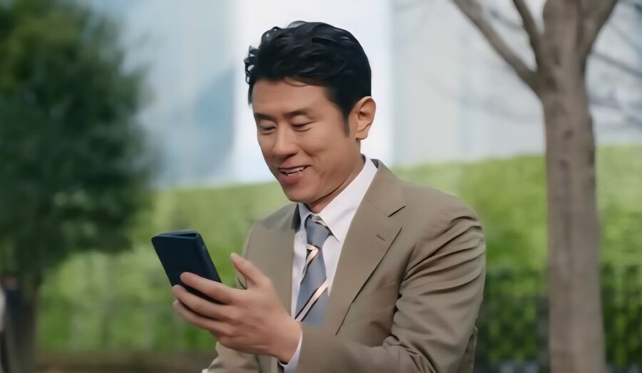 짱구) 20년 뒤 신형만 가족 실사화_10.jpg