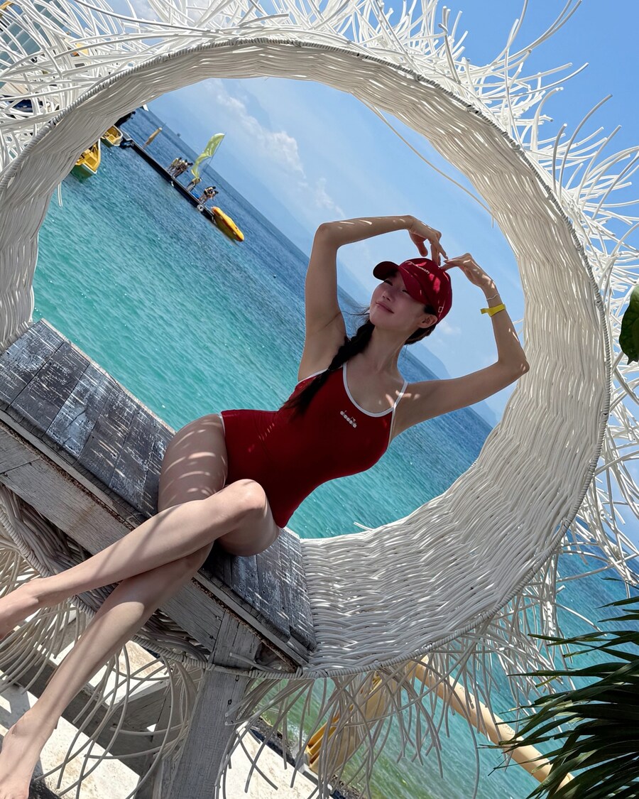 ㅎㅂ) 빨강 수영복♡♡♡_4.jpg
