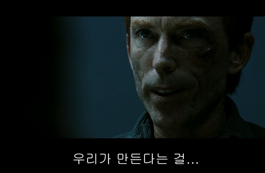 왓치맨)월터 코백스가 죽고 로어셰크만 남은 날_35.png