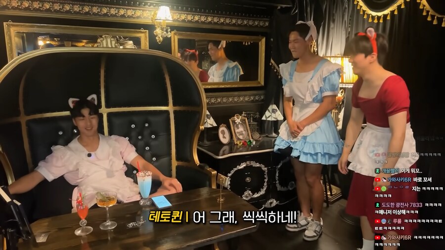 ??? : 에잇 싯팔 회사 생활 힘든데 나도 유튜브나 할까?.jpg_10.png