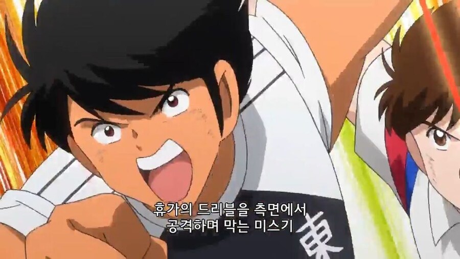???: 넌 지금 축구선수로써의 정신머리가 썩었어!_1.jpg