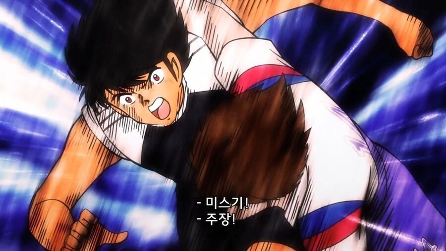 ???: 넌 지금 축구선수로써의 정신머리가 썩었어!_5.jpg