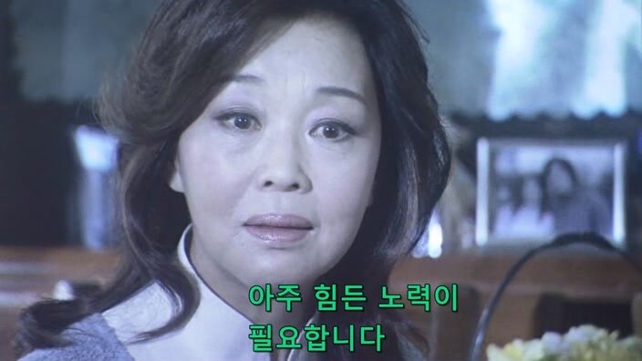 자기 가족을 죽인 남자와 33년 만에 조우한 여자_50.jpg