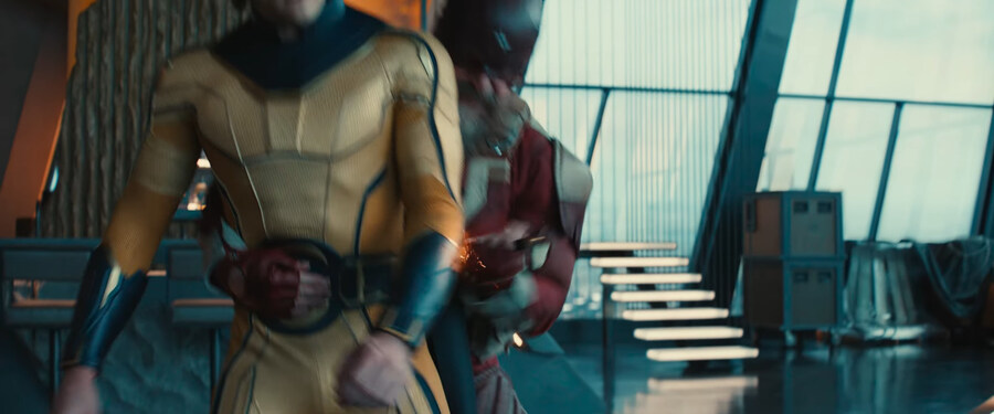 MCU) (스포) 엄청나게 살벌하게 싸우는 레드 가디언_5.jpg