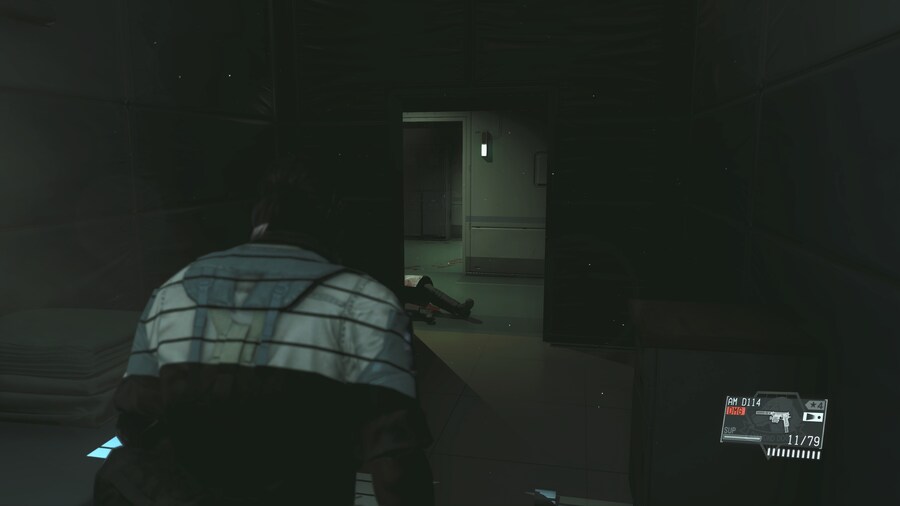 메탈기어솔리드5 : 팬텀 페인 (2015)_9.png