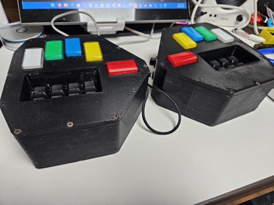 지금까지 만든 디맥용 컨트롤러 변천사_1.jpg