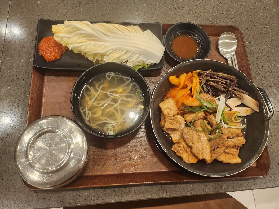 회사 구내식당 점심 시리즈(위꼴주위)_4.jpg