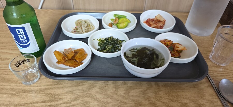 아점 먹을려고 나옴..._1.jpg