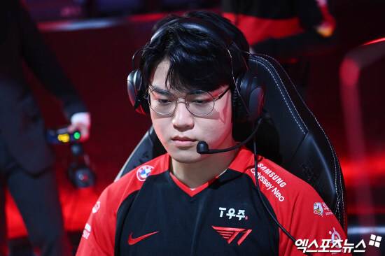 롤) T1 : 어제 스크림 좀 모자랐는데 5꽉할까?_1.jpg
