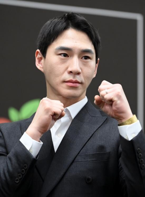 밴쯔, 12년 추억 영상 싹 밀었다…'205만명 채널 삭제' 앞두고 '한숨' 푹_1.jpg