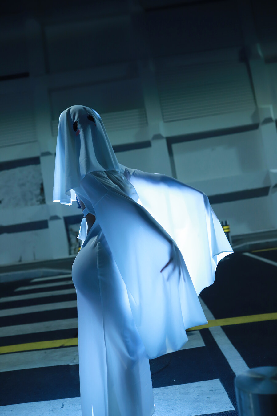 후방주의 유령_1.jpg