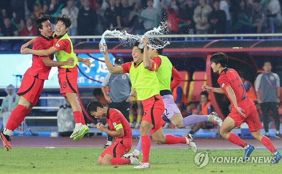 포토샵 강의보고 만든것 같은 짤_2.jpg