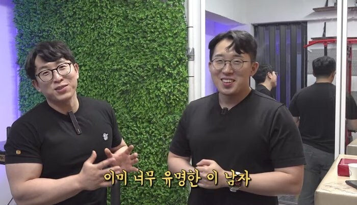 처음 보는 사람은 동일인인 줄 안다는 두 유튜버..._2.jpg