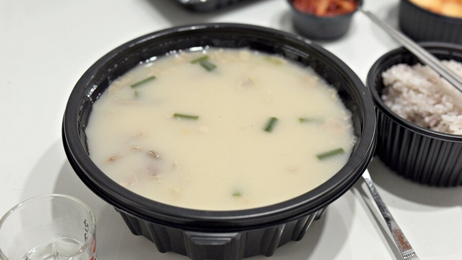 집에서 밥 먹습니다 - 경기 성남, 열정국밥_2.jpg