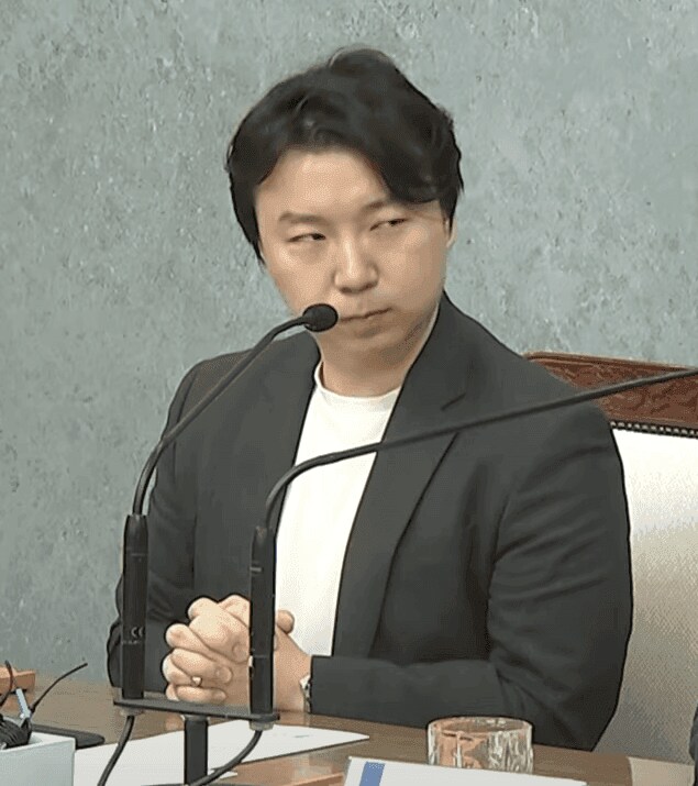 림버스)가짜 컨셉질로 의심받는 디렉터_4.png
