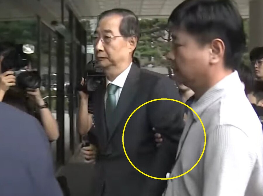 한덕수, 꼼짝없이 팔 붙잡혀 특검행…“대통령 꿈꿨다니 어이없어”_2.png