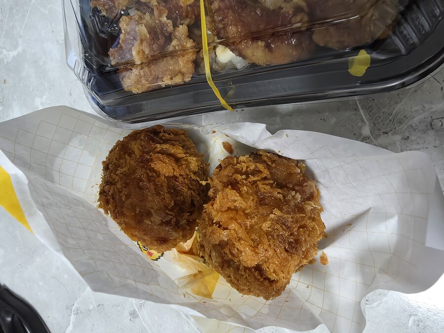 연돈볼카츠 고기튀김 많은 도시락(?)_4.jpg