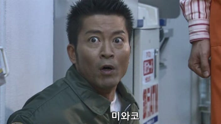 형사한테 오토바이를 도난 당한 후 인생이 무너진 폭파범_18.jpg