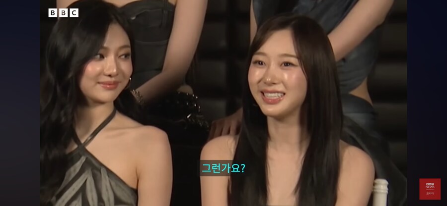 런던에 혼문 만들어 주러 간 에스파_3.png