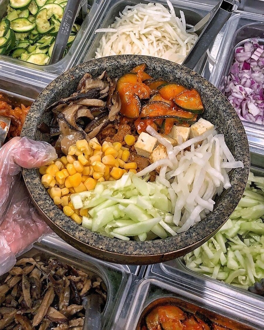 미국에 있다는 K-비빔밥 뷔페....jpg_1.jpg