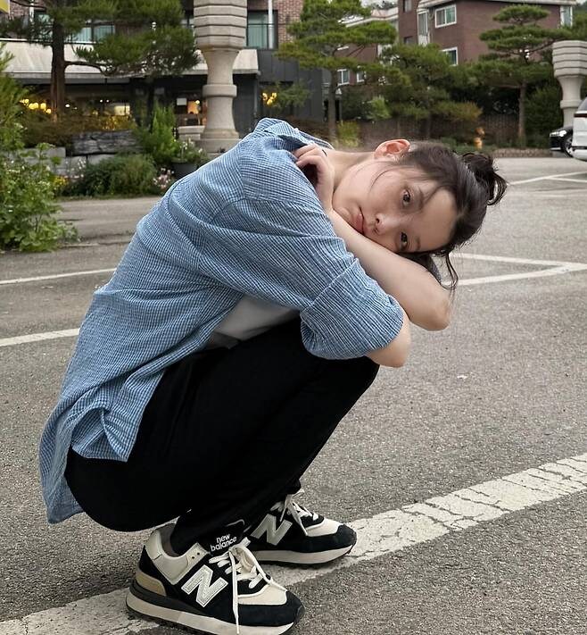 “더 이상 돈 모으지 않는다”…기부액 40억 원 육박한 여배우, 일상룩_4.jpg