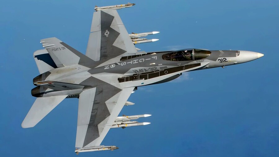 F-18 전투기의 음란한 비밀_1.jpg