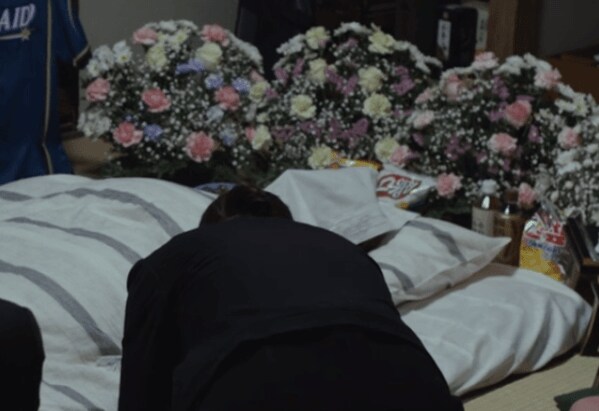 가면라이더)한국도 동시방영이라는건 한국문화가 소비자로서의 규모도 많이 커졌다는건가_1.png
