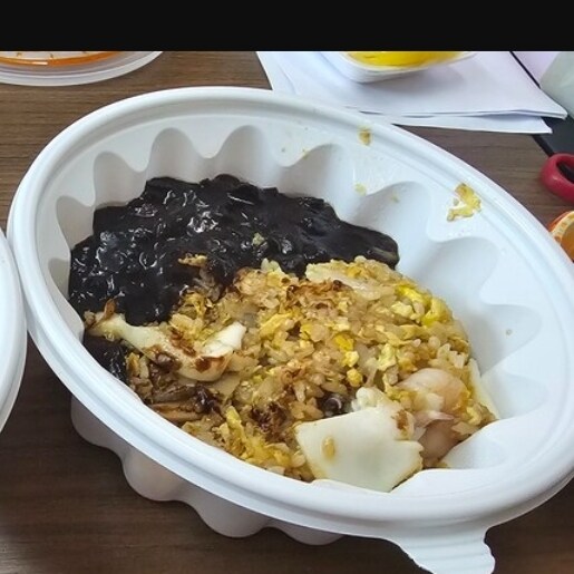 호불호 갈리는 볶음밥_2.jpg