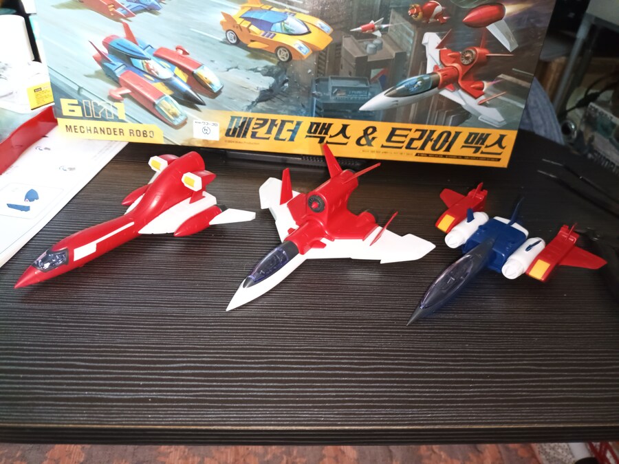 메칸더 로보 & 맥스_1.jpg