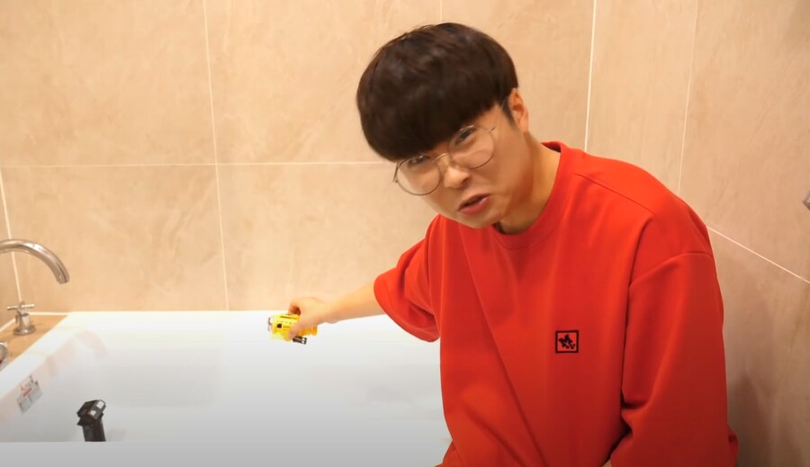 유튜버의 험난함을 보여주는 rc잠수함 리뷰.jpg_5.png