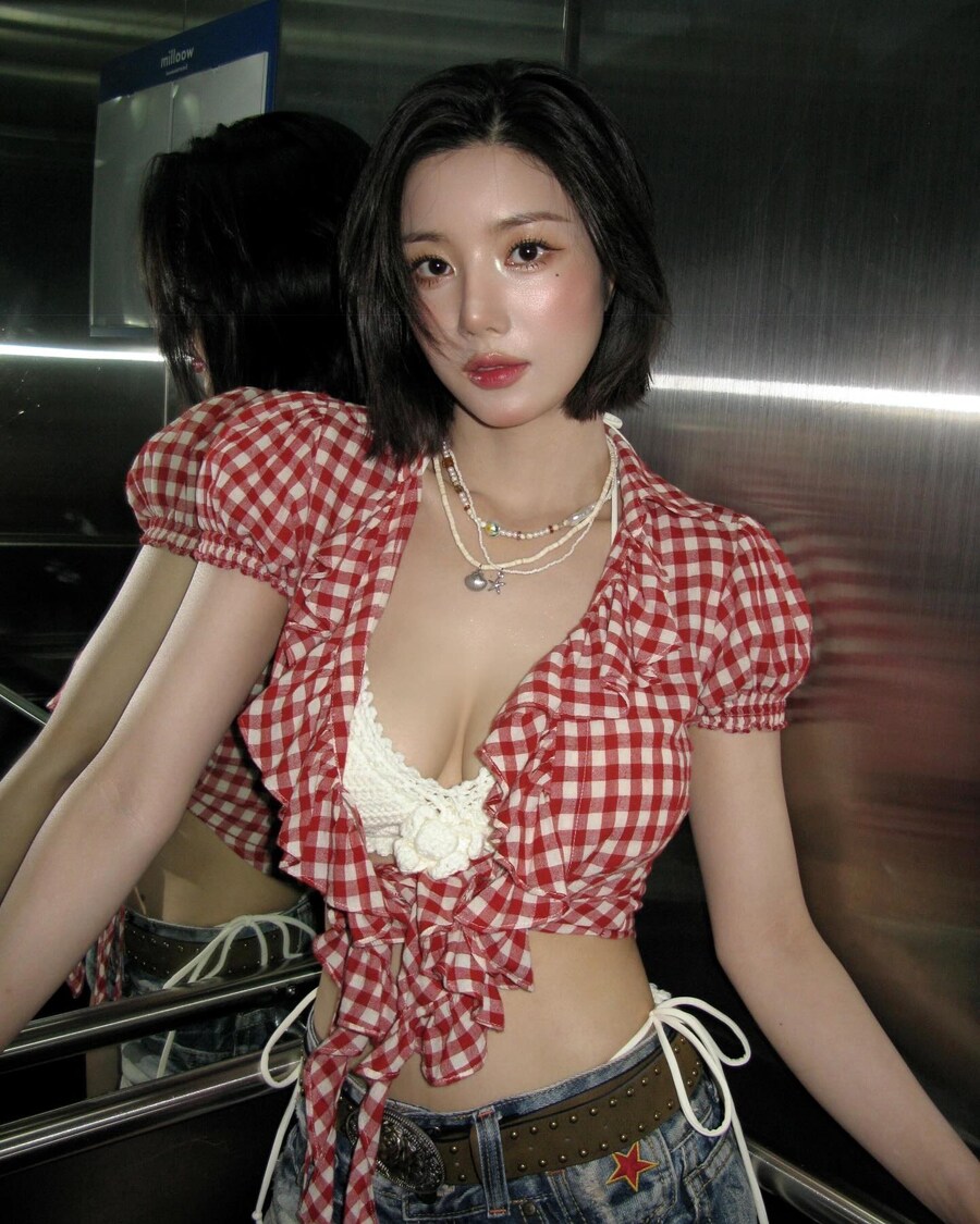 '워터밤 여신' 권은비, 제대로 작정했네…'비욘세 빙의+이시안과 듀엣까지'_1.jpg