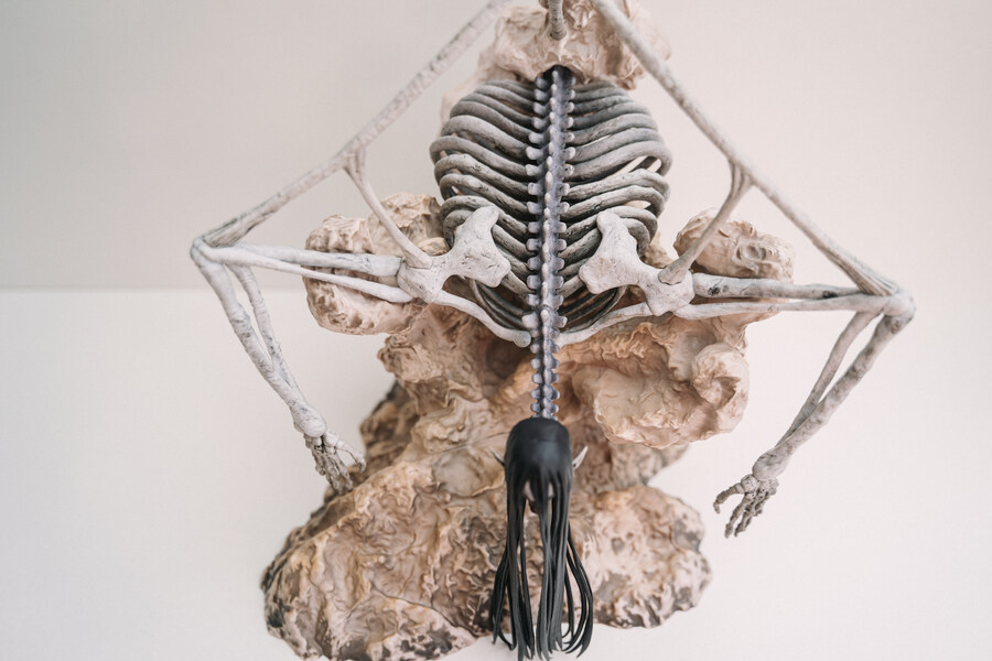 이치방쿠지 진격의거인 종미의거인과 땅울림 피규어_6.jpg