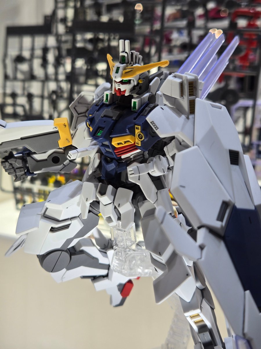 HG 1/144 건담 지리우스 도쿄점 전시 사진_3.jpg