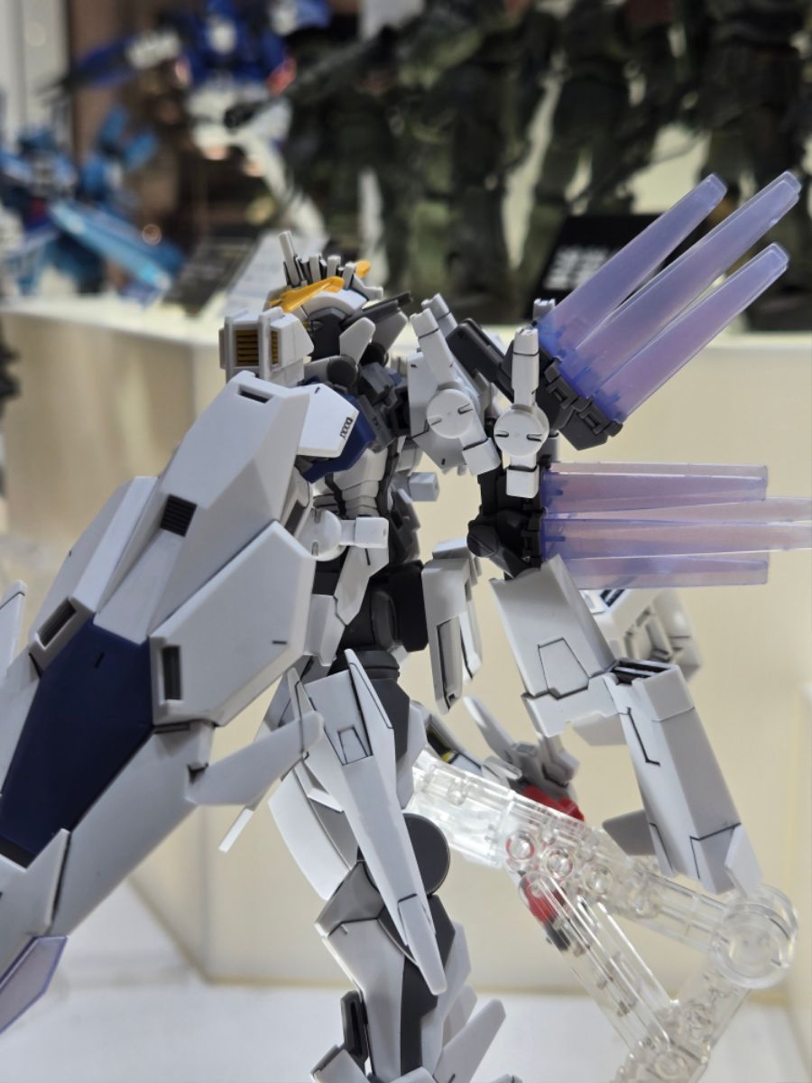 HG 1/144 건담 지리우스 도쿄점 전시 사진_4.jpg