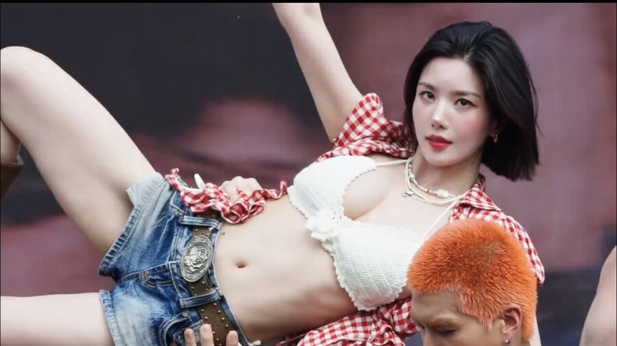 ㅇㅎ?) 조회수를 뽑을줄 아는 유튜버의 썸네일_3.jpg
