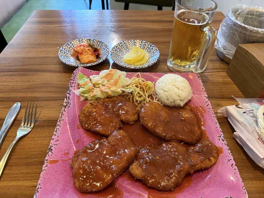 돈까스와 생맥주_1.jpg