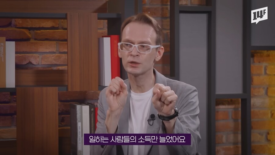 이제 슬슬 버티기 어렵다는 소리가 나오기 시작한 러시아_25.png